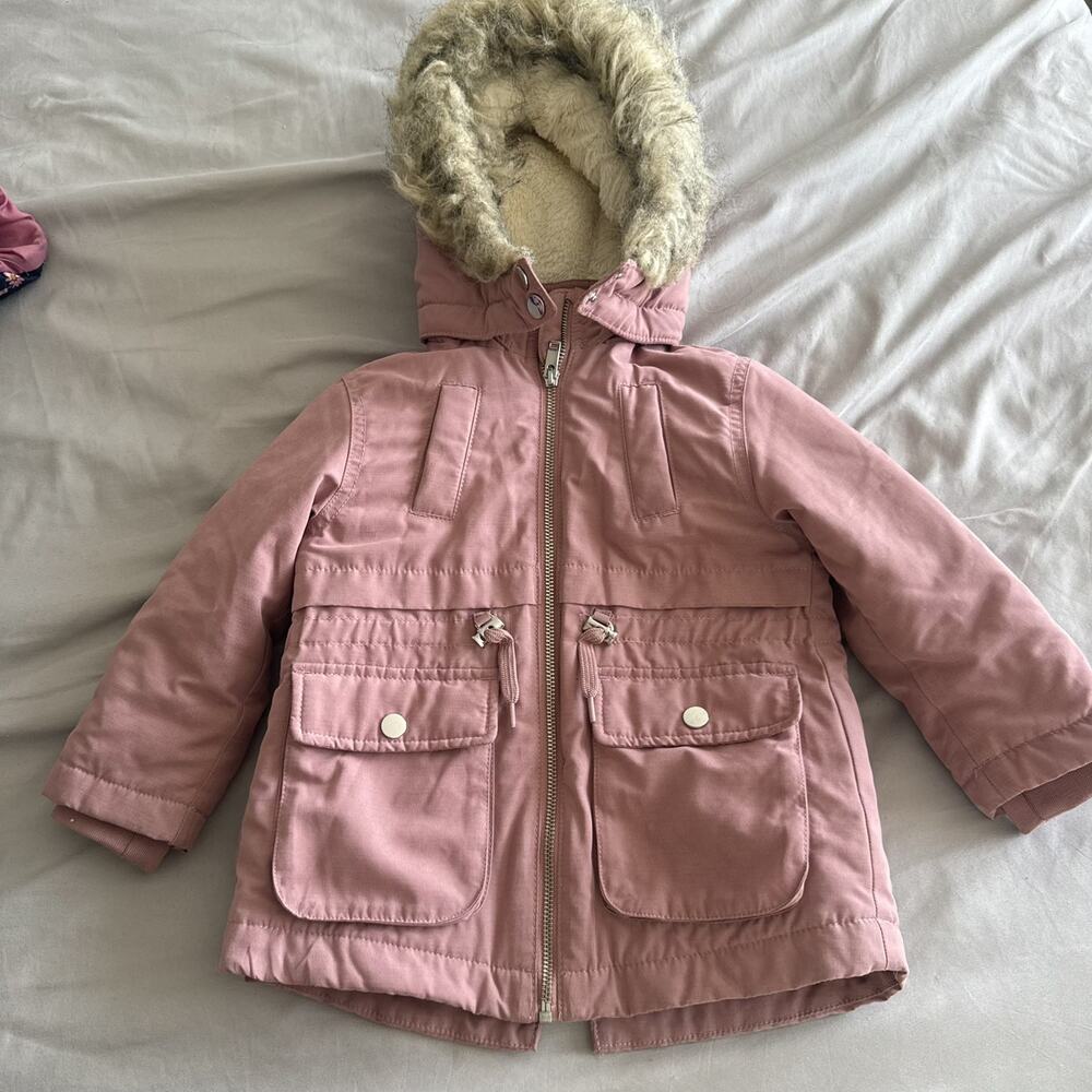 H&M Girls 3T Pink Hooded Puffer Jacket Faux Fur Trim Mid-Length Winter Outdoor